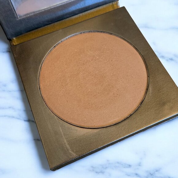Tarte Park Avenue Princess Waterproof Face & Body Bronzer - Picture 6 of 8